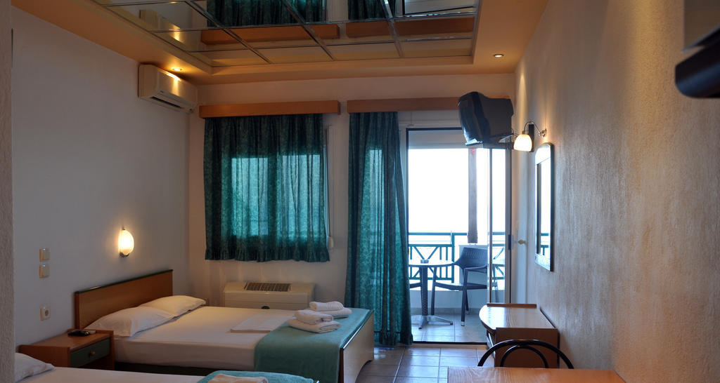 大蓝一室公寓 Kallithea  客房 照片